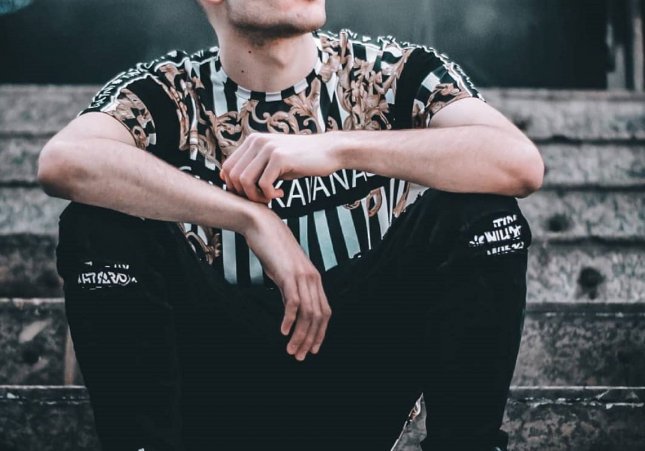 Isaac apuñalado Madrid / RRSS