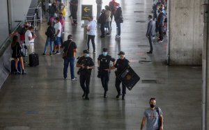 Policía Nacional aeropuerto Madrid / Europa Press