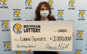 Laura Spears ganadora lotería / milotteryconnect.com