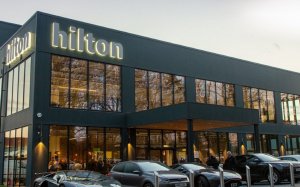 Hilton Car Storage hotel para coches / Hilton