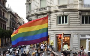 Agressió Homofoba Lesbofoba LGTBIfobica Badalona Festes Maig 2022