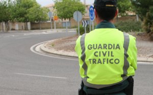 EuropaPress 4467373 agente guardia civil trafico recurso (1)