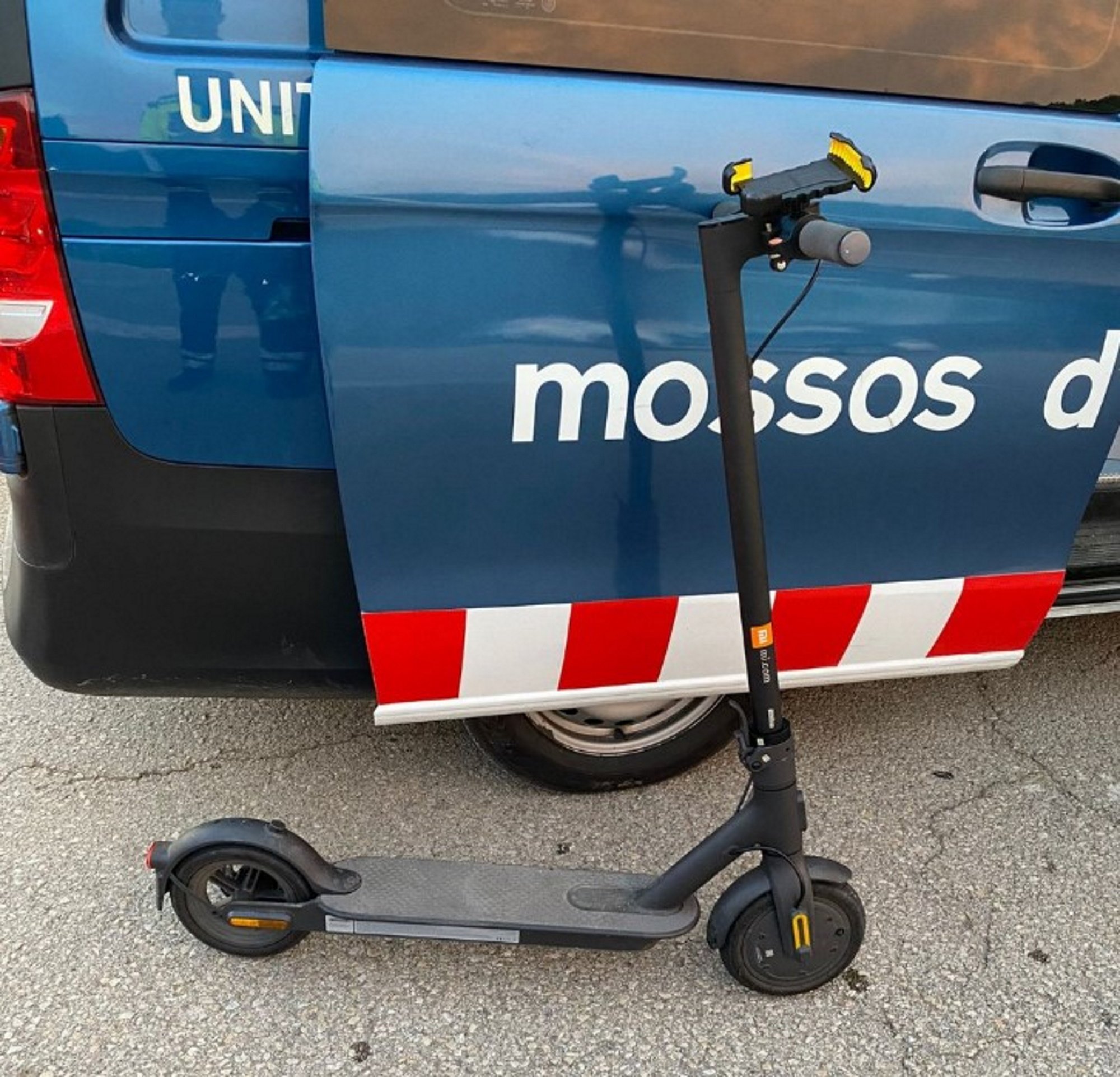 denuncien conductor patinet electric circular borratxo carretera n 260 mossos