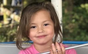 olivia nena 9 anys assassinada tiroteig casa seva dovecot liverpool