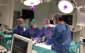 Una operació quirúrgica en una imatge d'arxiu / EUROPA PRESS