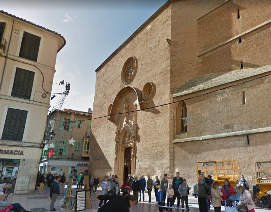 L'església de Sant Miquel de Palma on va intentar robar la corona enjoiada / GOOGLE STREET VIEW