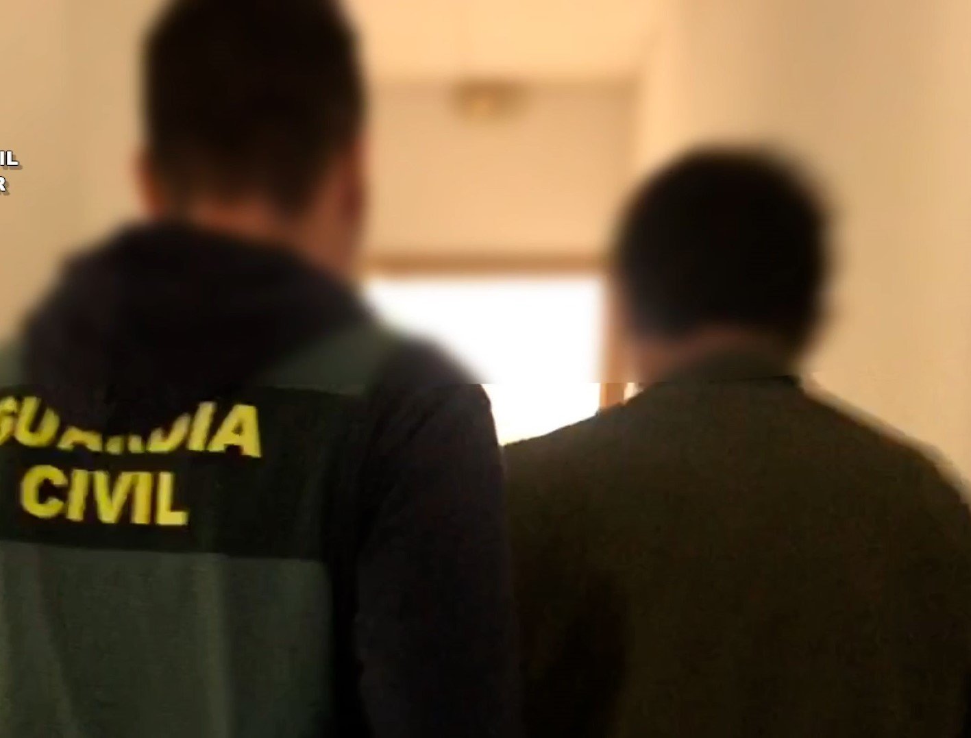 El detenido por la Guardia Civil, acusado de provocar 19 incendios en bosques de Extremadura / GUARDIA CIVIL El detenido por la Guardia Civil, acusado de provocar 19 incendios en bosques de Extremadura / GUARDIA CIVIL