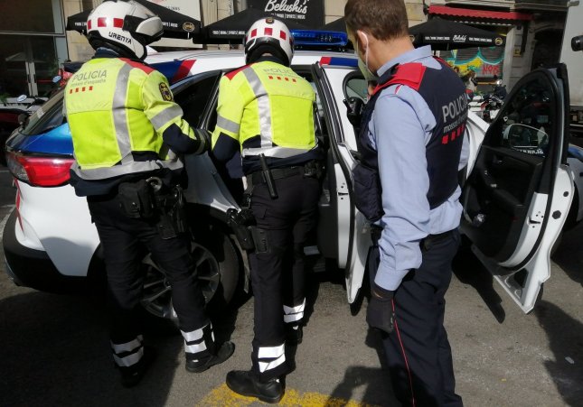 Una detenció dels Mossos d'Esquadre en una imatge d'arxiu / MOSSOS D'ESQUADRA