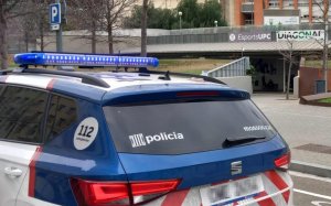 cotxe mossos esquadra universitat