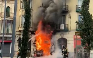 Incendi a la llibreria la Plaça de Barcelona aquest dilluns