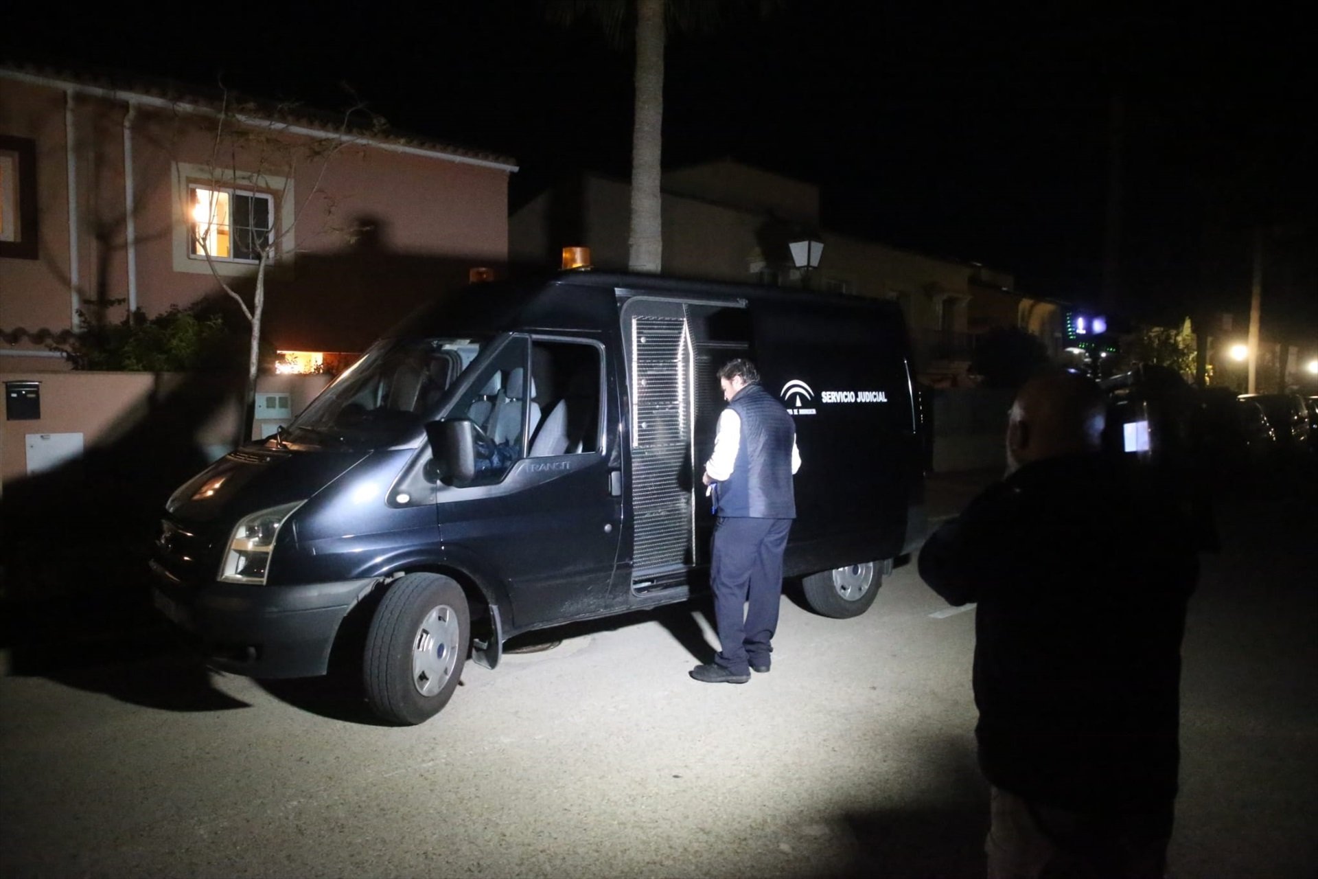 Domicilio donde han encontrado muertos a tiros a un hombre y una mujer en La Línea (Cádiz) / Nono Rico, Europa Press