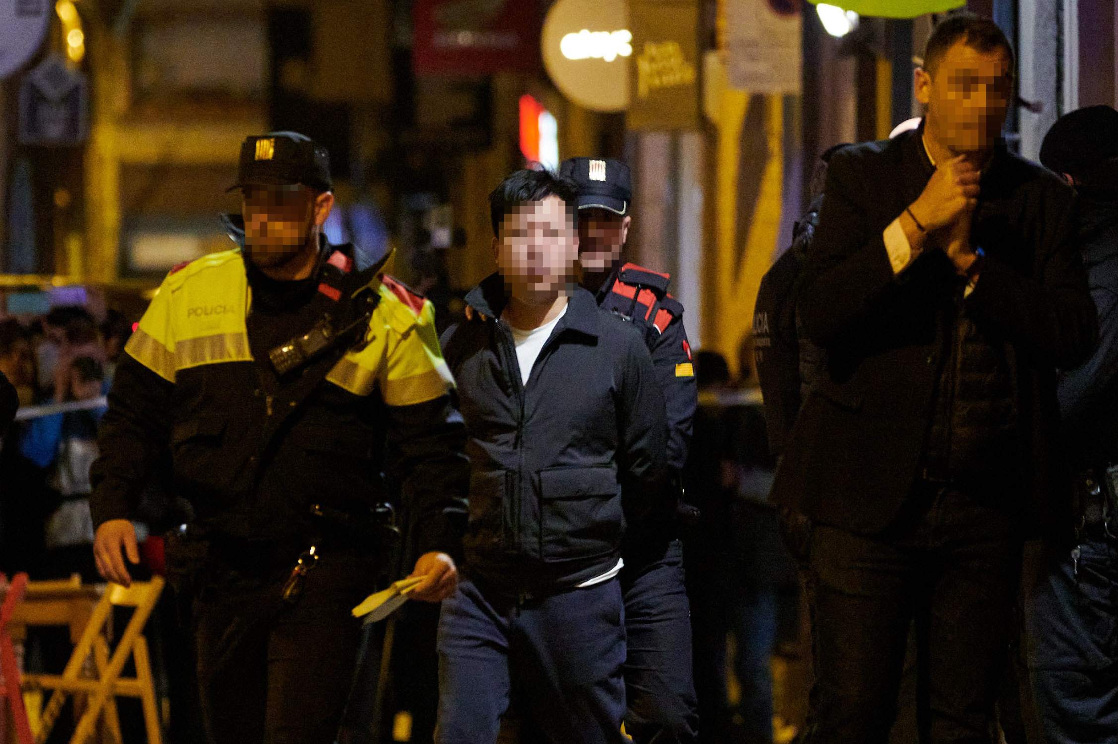 EuropaPress 4980060 mossos esquadra detenido cercanias edificio calle amigo 39 donde permanecia (1)