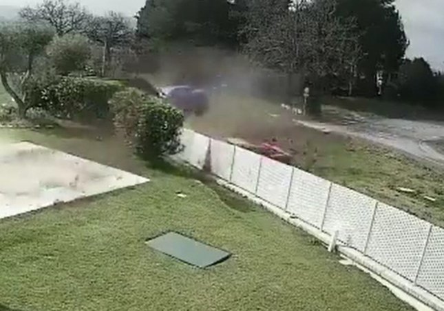 Moment al qual dos Ferraris s'estavellen contra un mur a Itàlia / XARXES SOCIALS