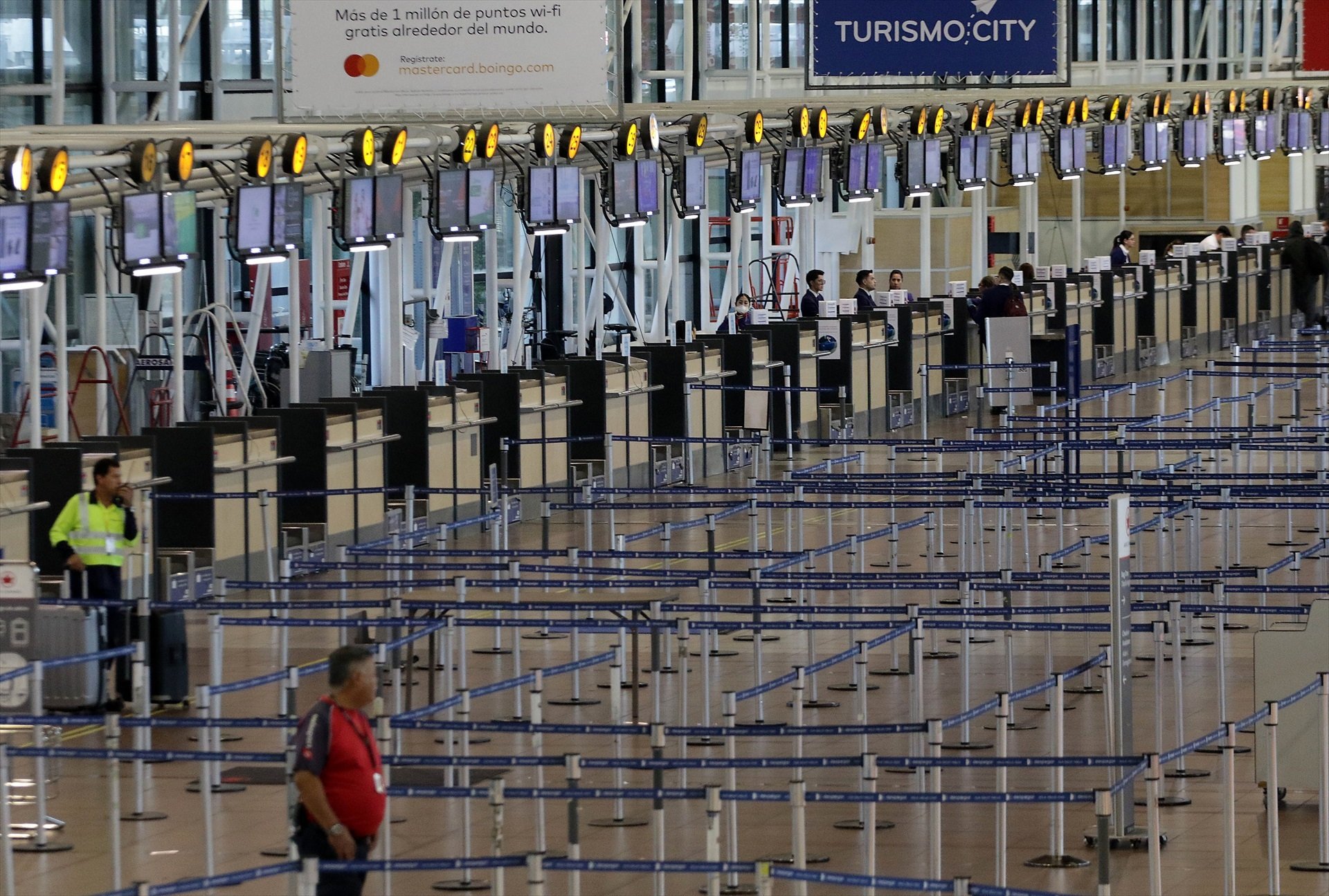 L'aeroport de Santiago de Xile on s'ha iniciat el tiroteig / Francisco Castillo, Agencia Uno, d, DPA
