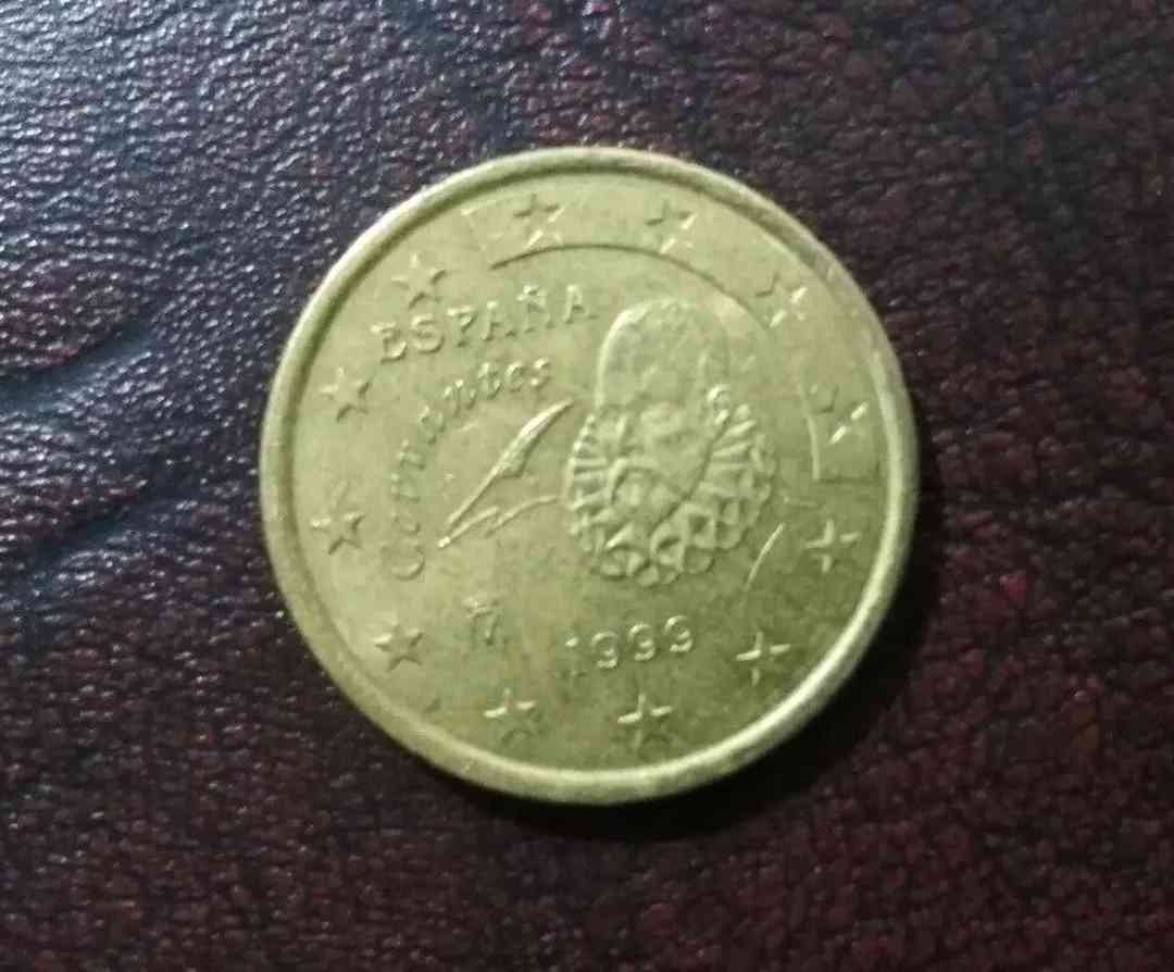 Moneda de veinte céntimos acuñada en España en 1999. Foto Cedida