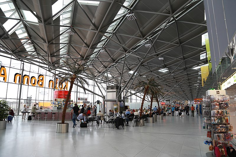 Cologne Bonn Airport 2014 09 01 (1) sa