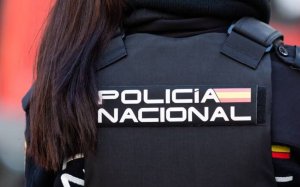 la-policia-nacional-lanza-un-serio-aviso-sobre-tu-dni-mucho-cuidado-1_18_300x187.jpeg