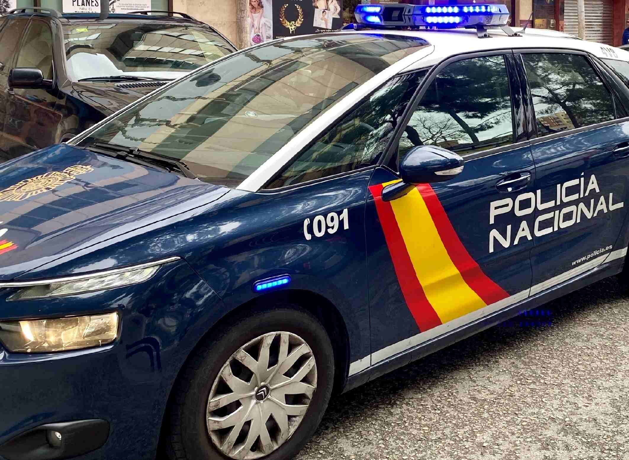 policia nacional cotxe