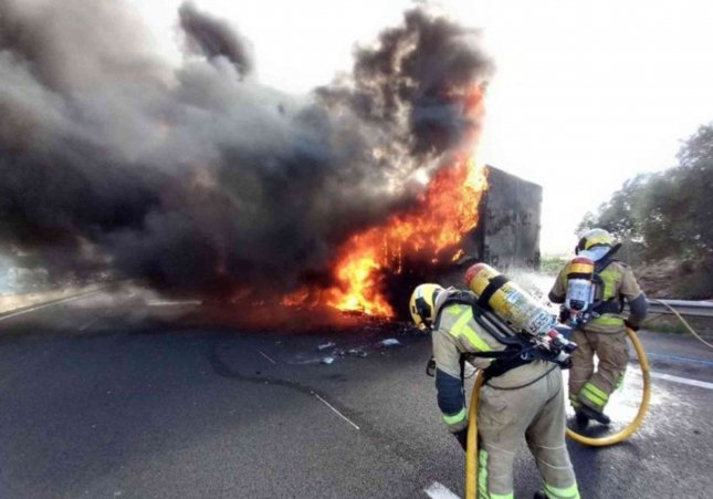 incendi camio ap7