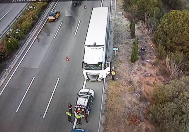 camio contra direccio c32