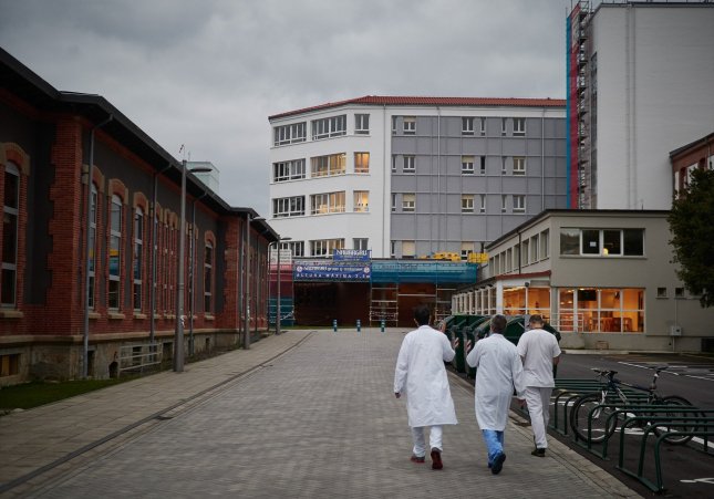 L'Hospital Universitari de Navarra on segueixen els tres nens hospitalitzats, en una imatge d'arxiu / EDUARDO SANZ - EUROPA PRESS