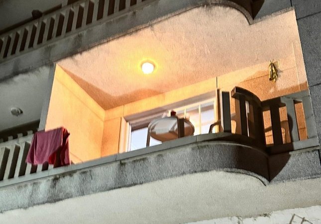 El balcó des del qual van caure els quatre joves a Sanxenxo / AJUNTAMENT DE SANXENXO