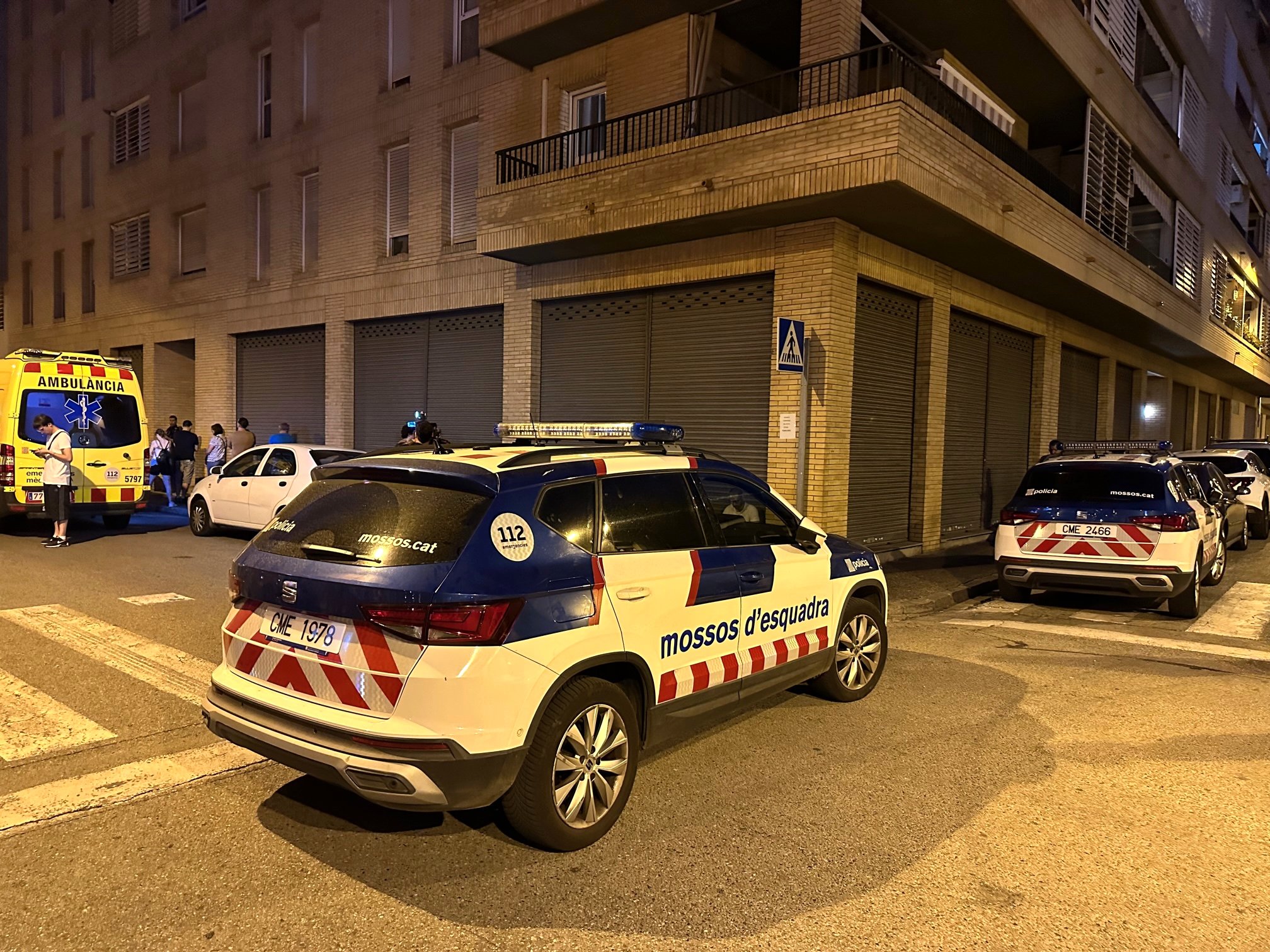 Cotxes Mossos casa Girona / Gerard Vilà- ACN