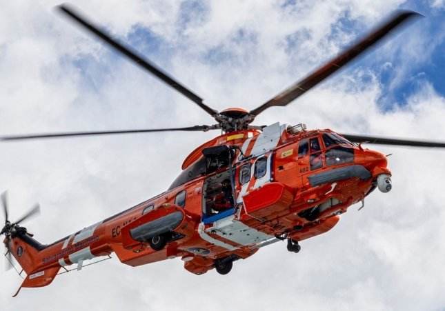 Un helicòpter de Salvament Marítim en una imatge d'arxiu / SALVAMENT MARÍTIM