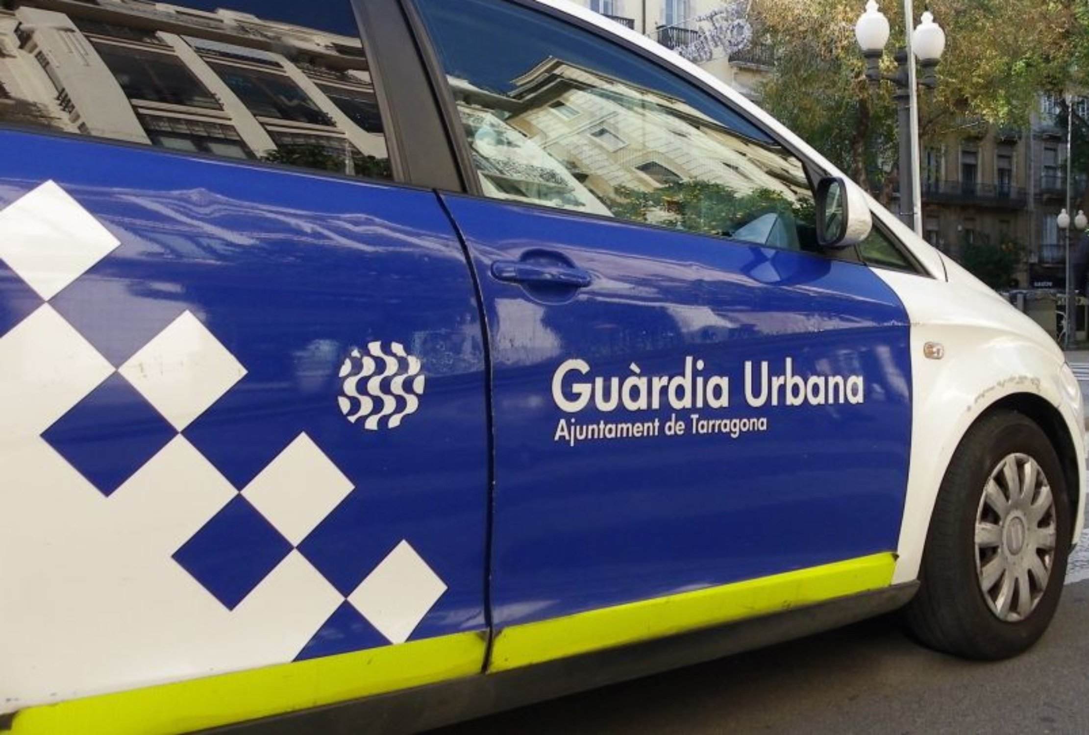 cotxe guardia urbana tarragona