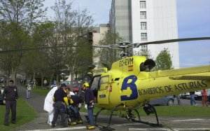Un helicòpter dels Bombers d'Astúries en una imatge d'arxiu / EUROPA PRESS