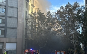 Incendi a Barcelona / Xarxes socials @seychelliano