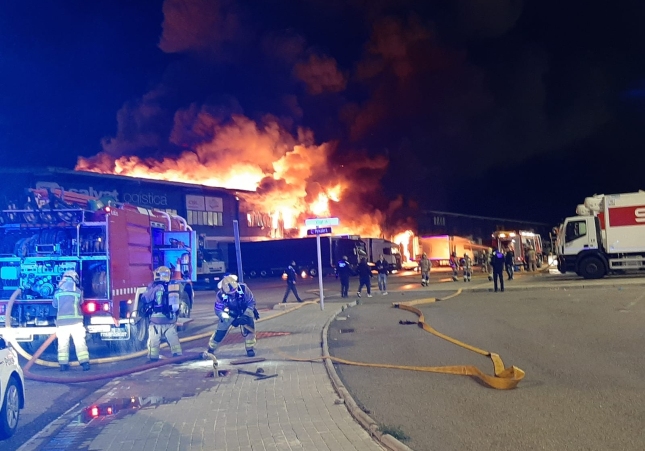 incendi nau reus