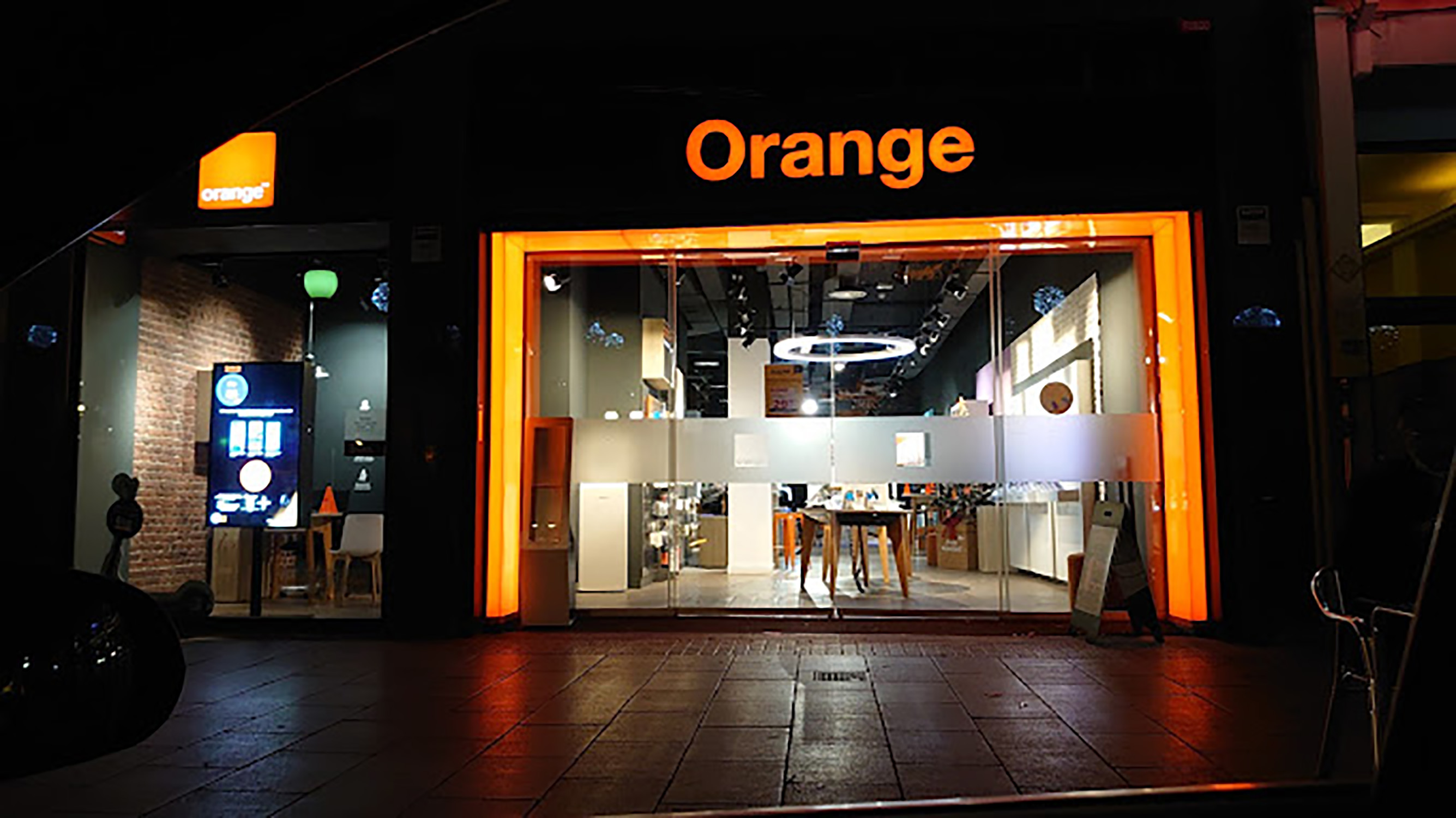 orange bcn