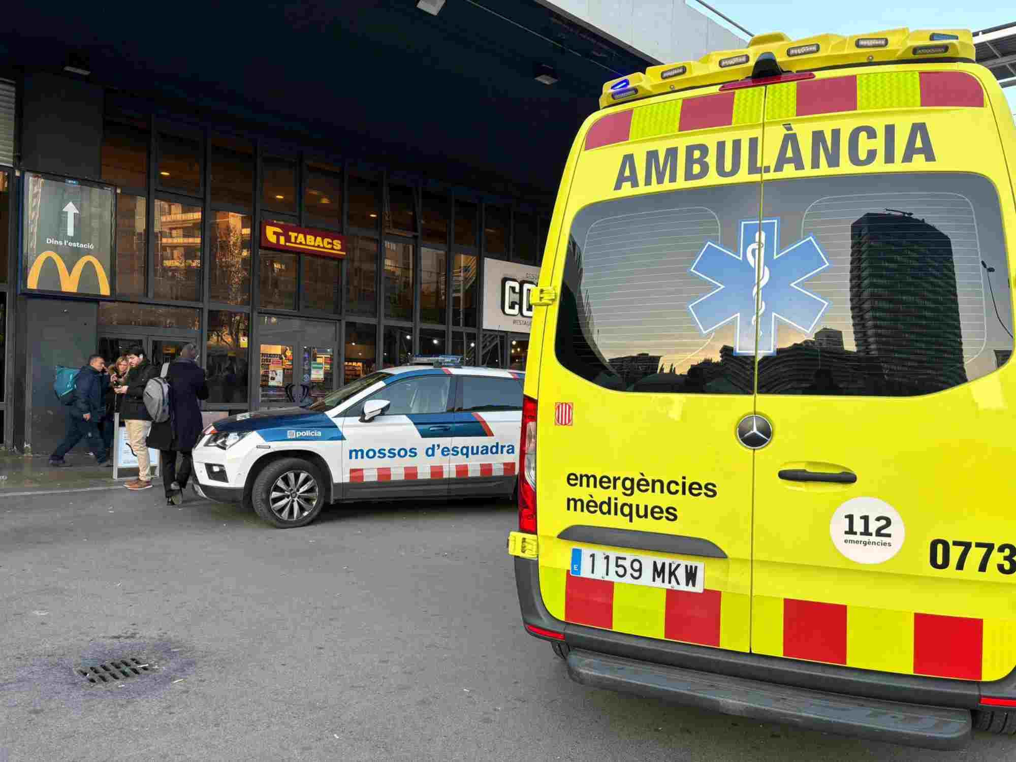 recurs mossos ambulancia sem estacio sants grs