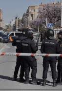 Despliegue policial por el atrincheramiento de un hombre en una vivienda de Albacete / Víctor Fernández, Europa Press