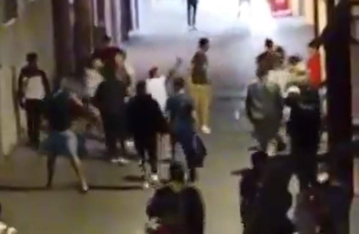 Brutal baralla al centre de Tortosa entre dues bandes de joves amb bats de beisbol i pals: quatre detinguts