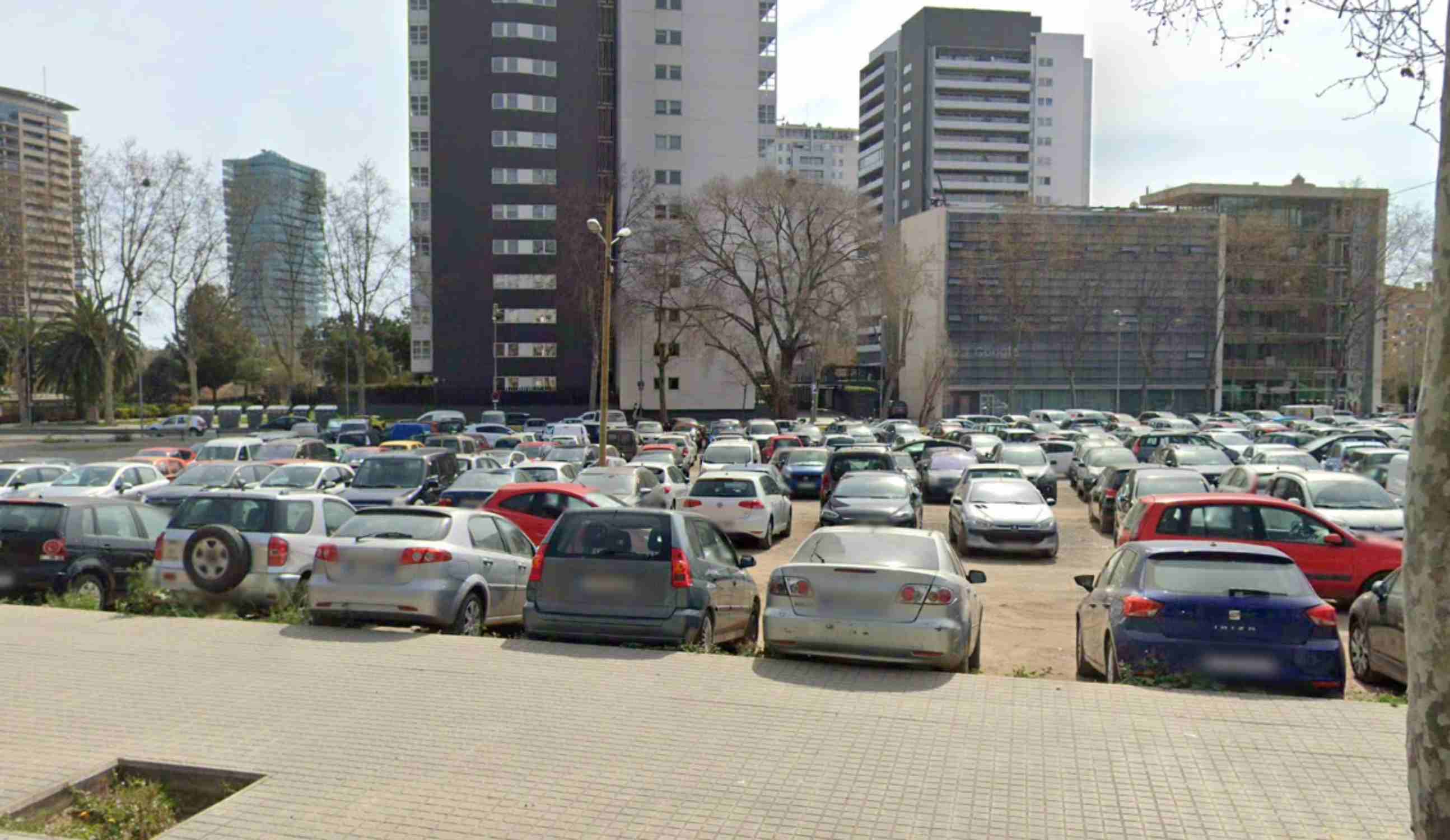aparcament solar diagonal