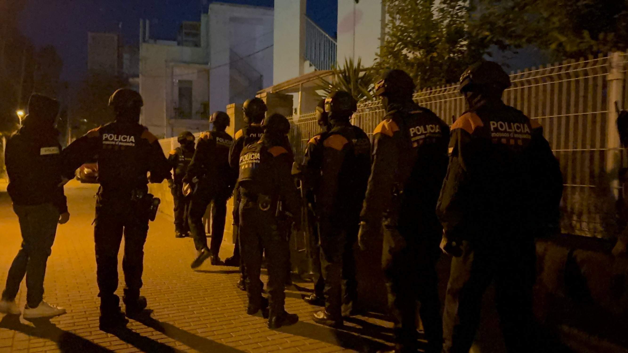 Operació dels Mossos per decapitar la cúpula de la màfia albanesa de la marihuana a Tarragona i a l'Ebre