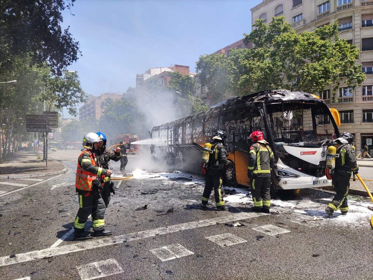 autocar bomberos barcelona