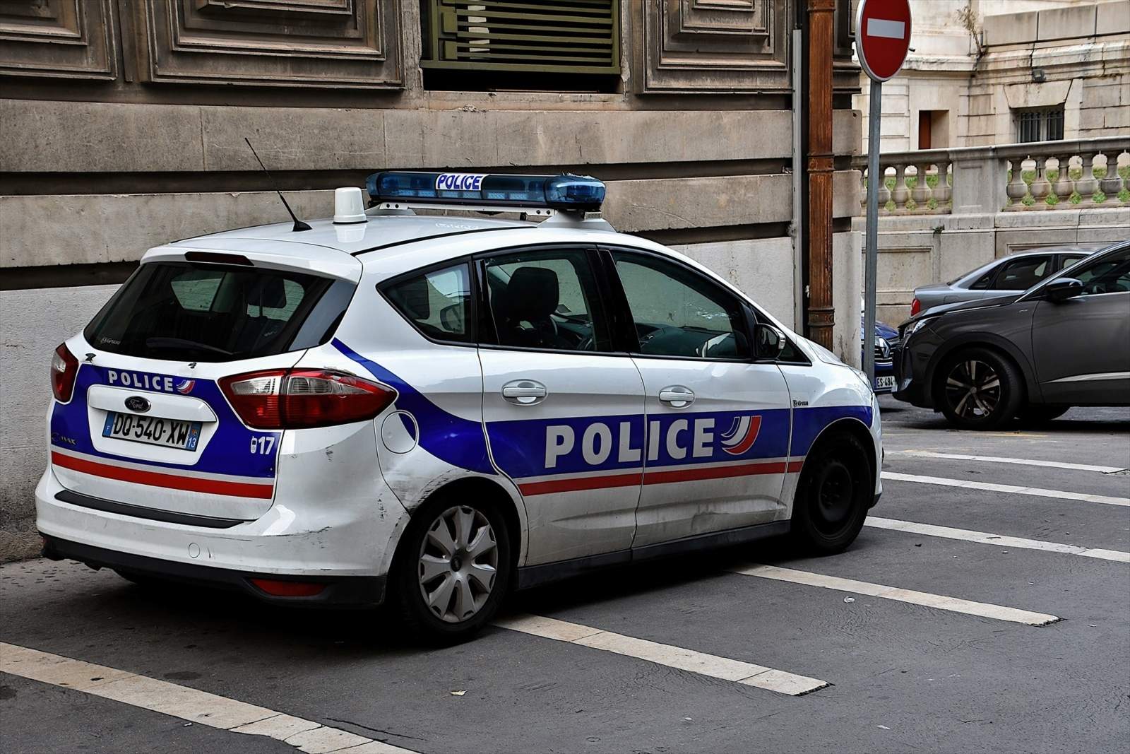 EuropaPress 5857039 november 12 2023 marseille france police car is seen on street in marseille (1)