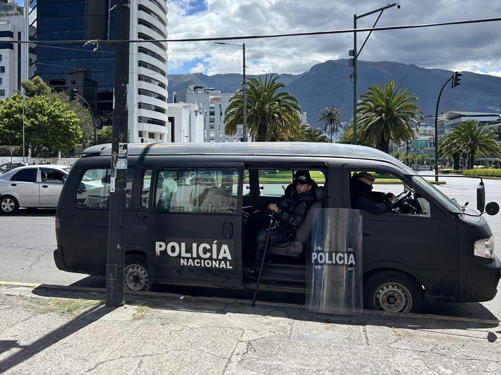 policia nacional equador