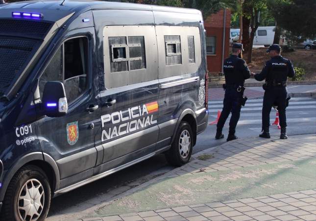 EuropaPress 5223397 dispositivo policial barrio coma paterna valencia