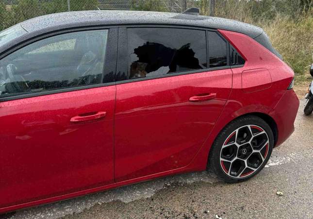 coche vidrio|cristal roto ave campo tarragona