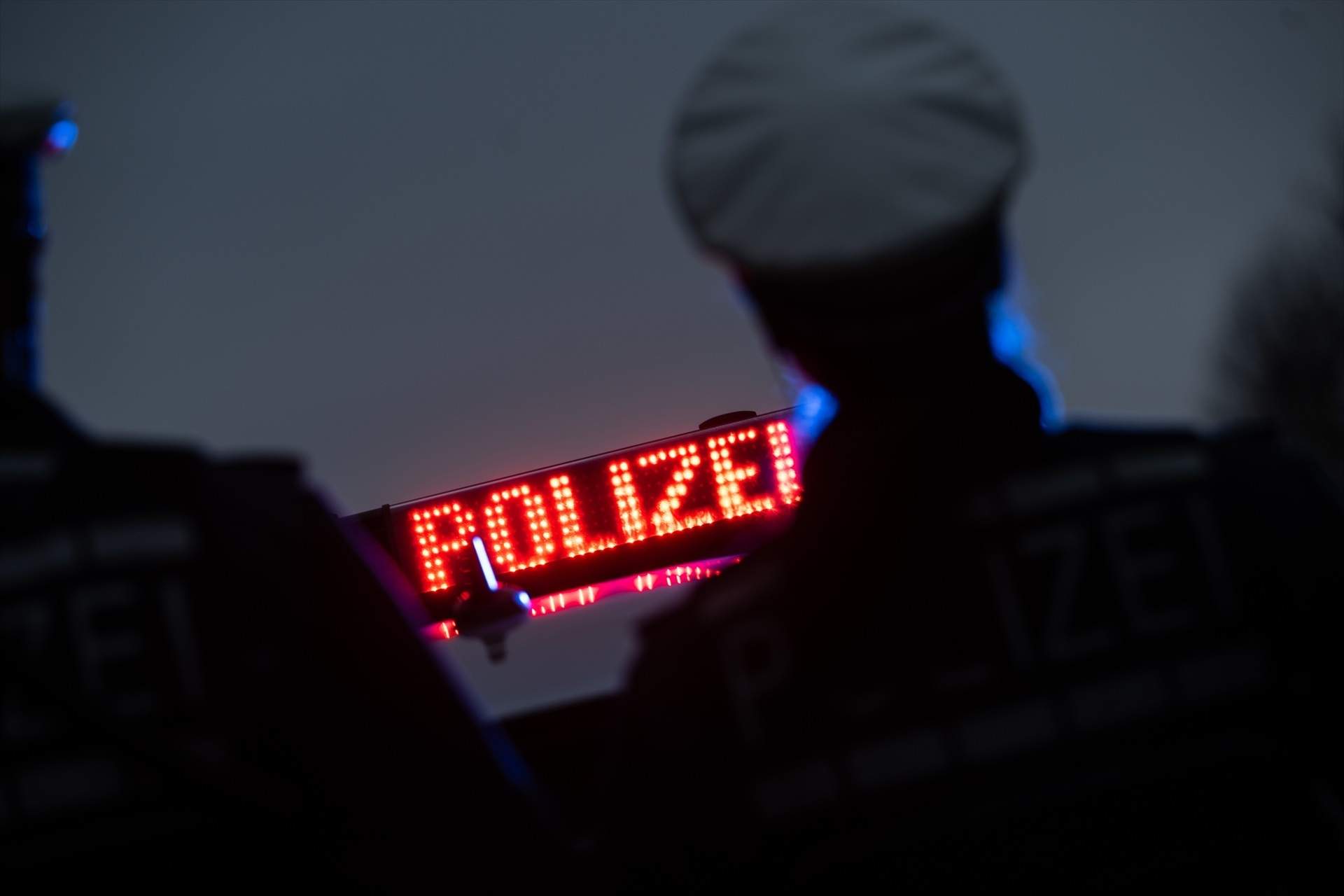 EuropaPress 6253685 illustration 30 november 2023 stuttgart two police officers stand in front