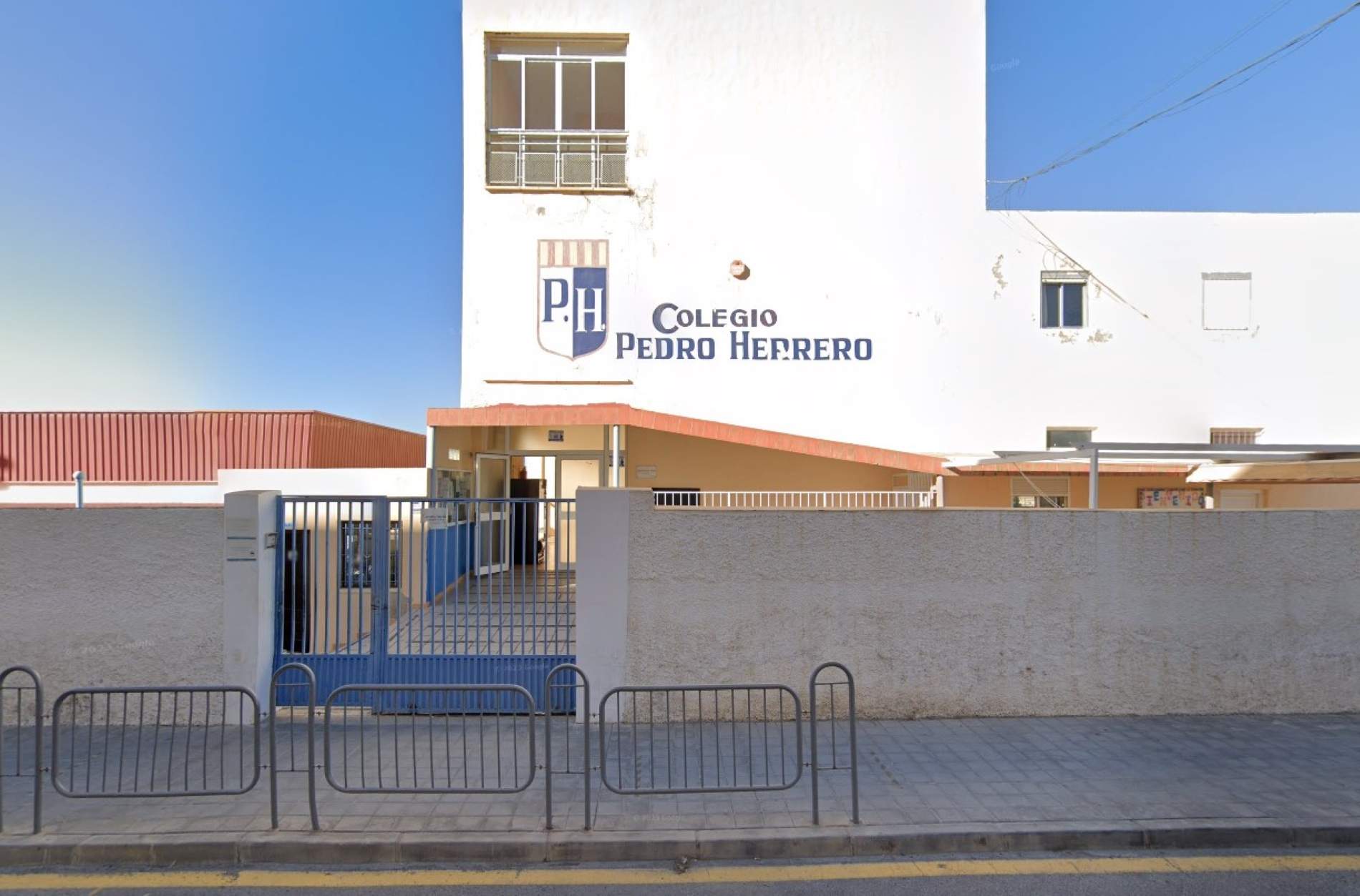 Colegio Pedro Herrero Alicante Google Street View