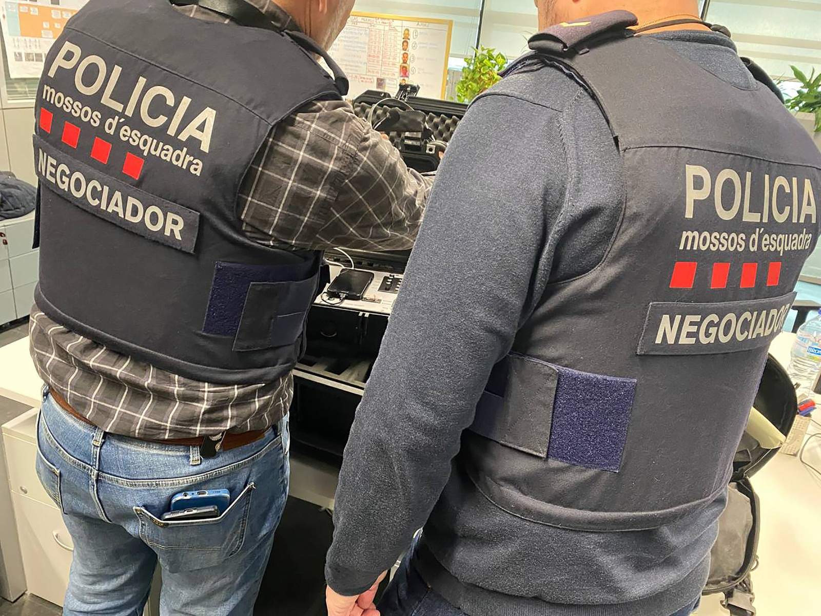 negociadors mossos 001