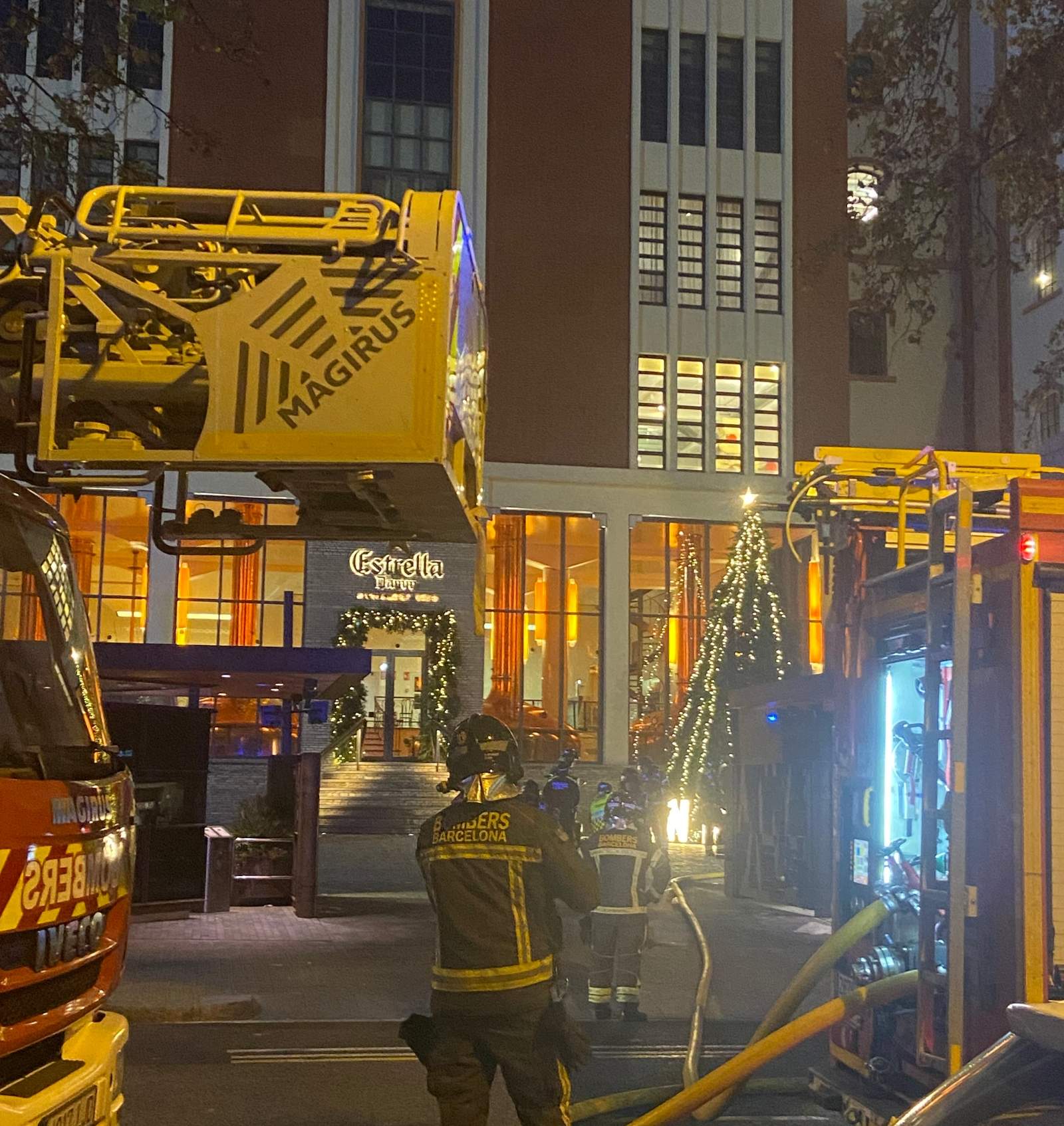 Incendi fàbrica estrella damm