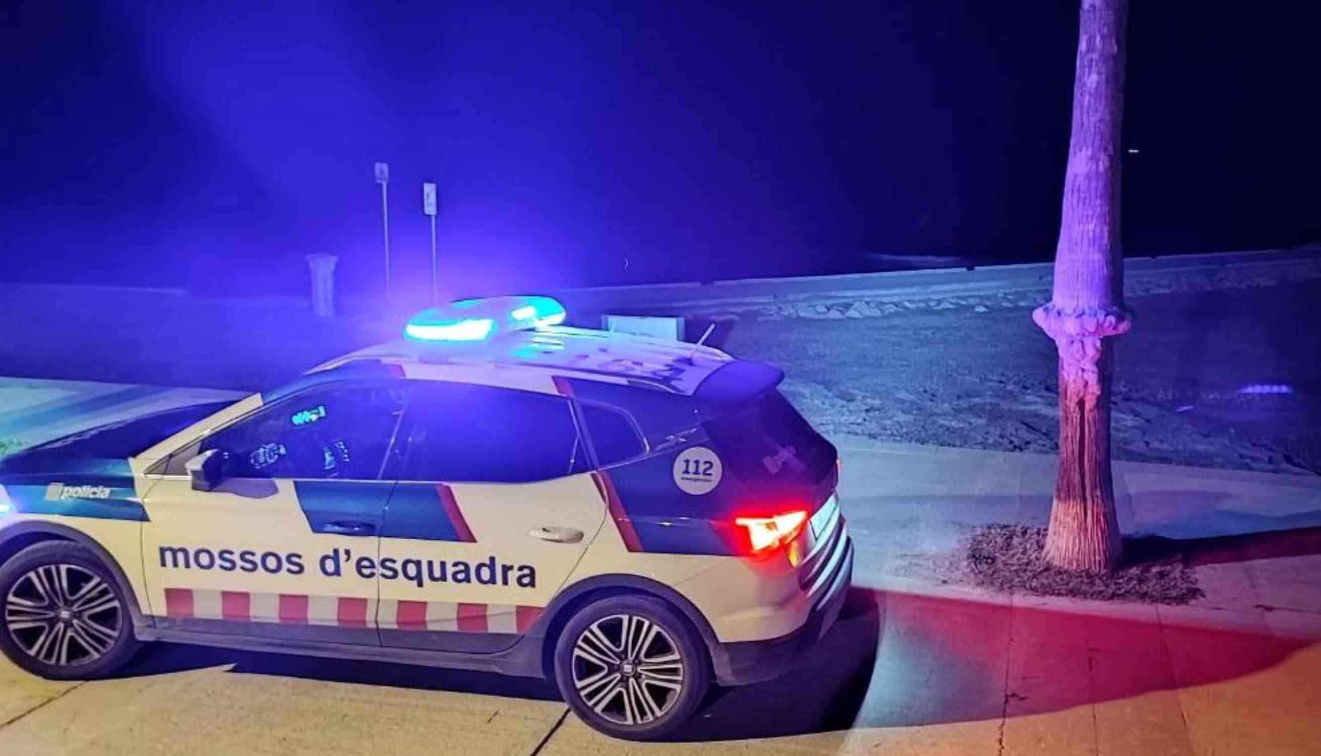 recurs mossos nit platja