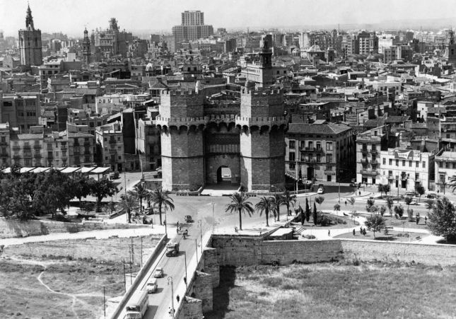 Imatge de València (1950) que s'exposa en una mostra de Aigues de València. Font EFE Imatge de València (1950) que s'exposa en una mostra de Aigues de València. Font EFE