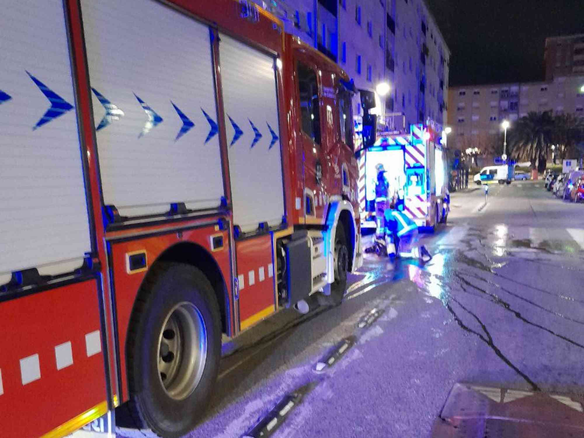 incendi tarragona bombers nit